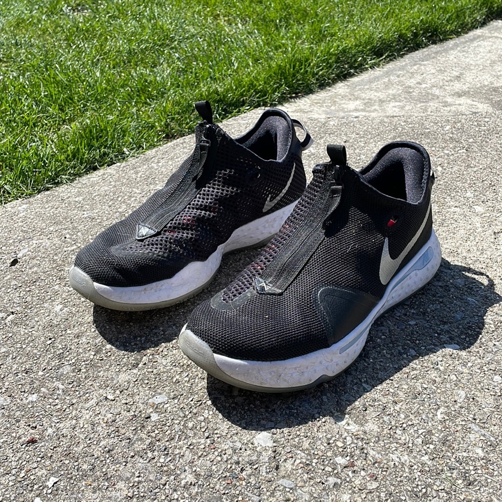 Nike PG4 Basketball shoes